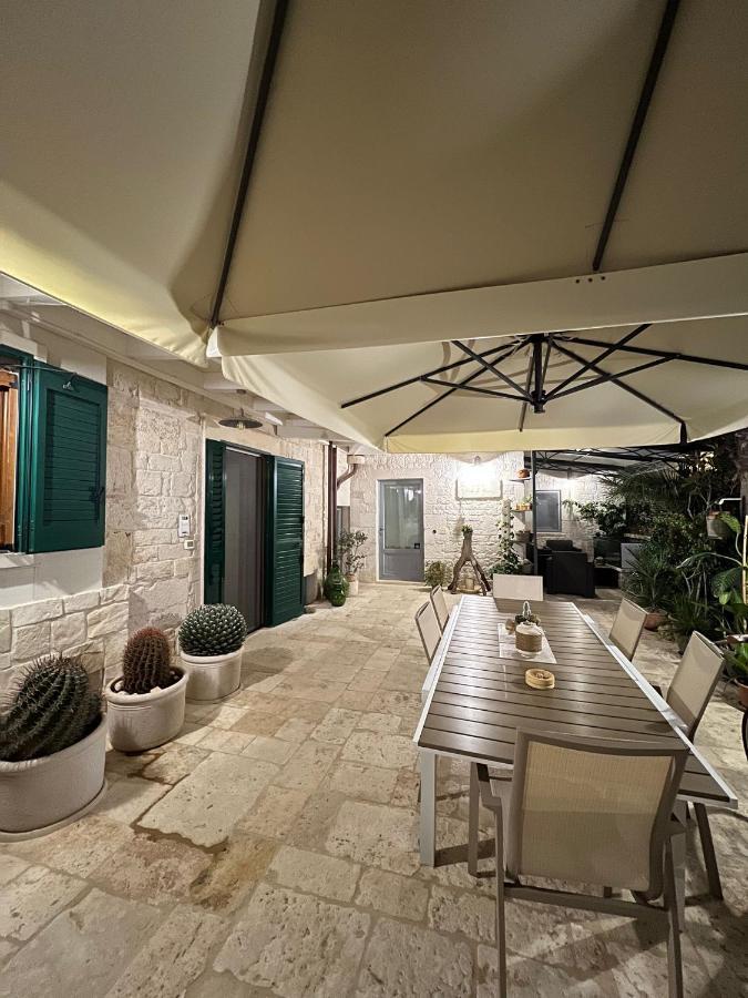 Trulli Occhi Di Pietra Apartment Alberobello Exterior photo